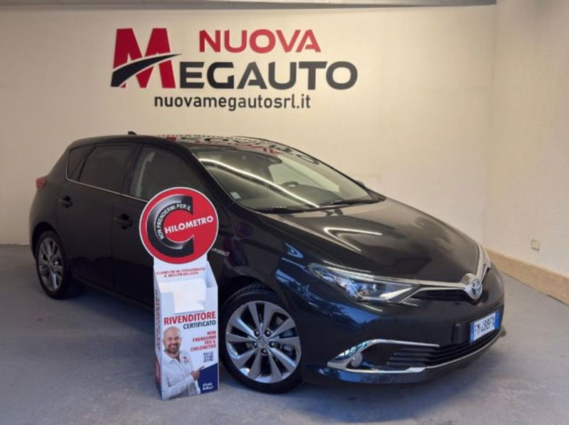 Toyota Auris 1.8 Hybrid Lounge