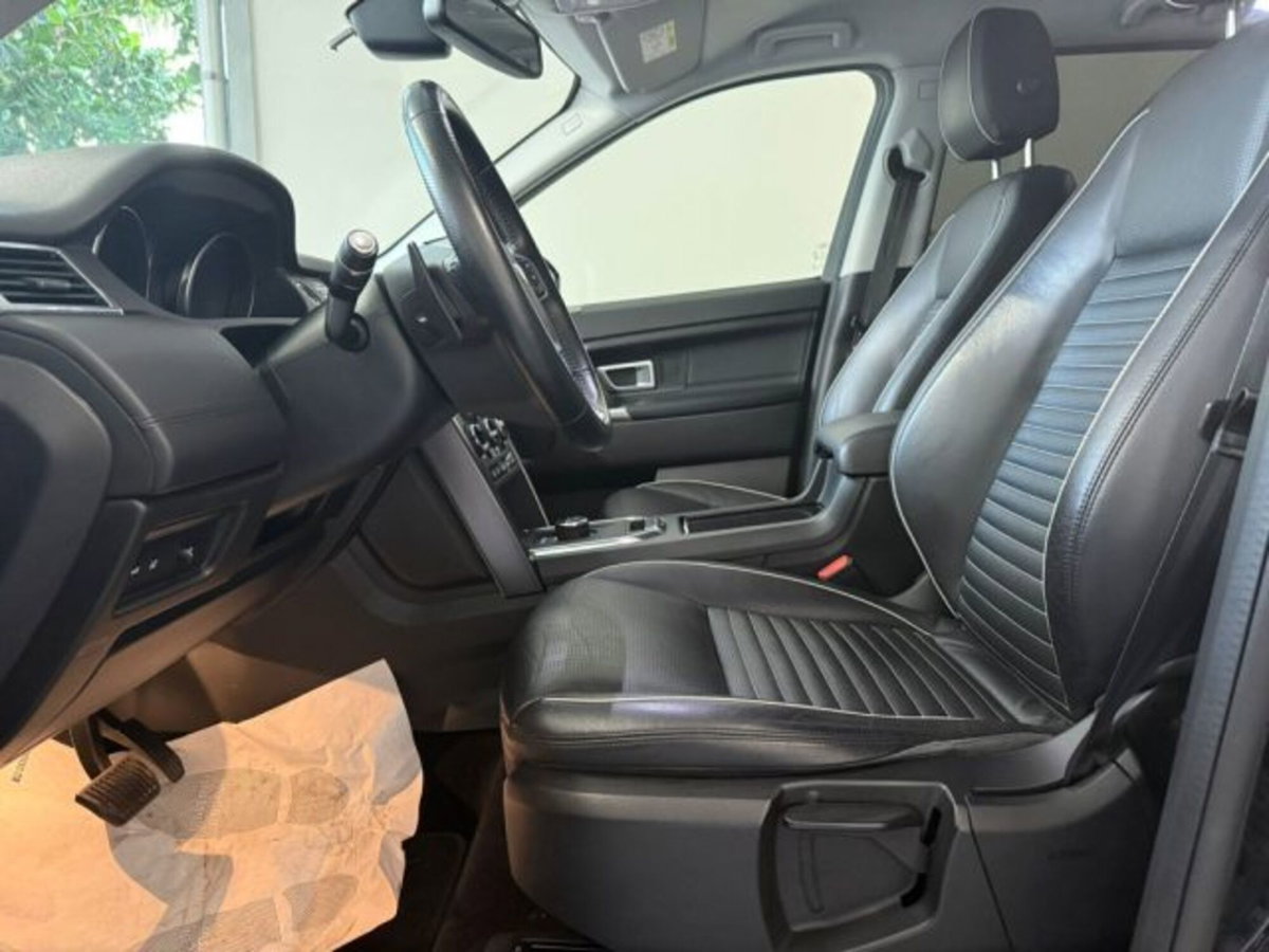 Land Rover Discovery Sport 2.0 eD4 150 CV 2WD SE (6)