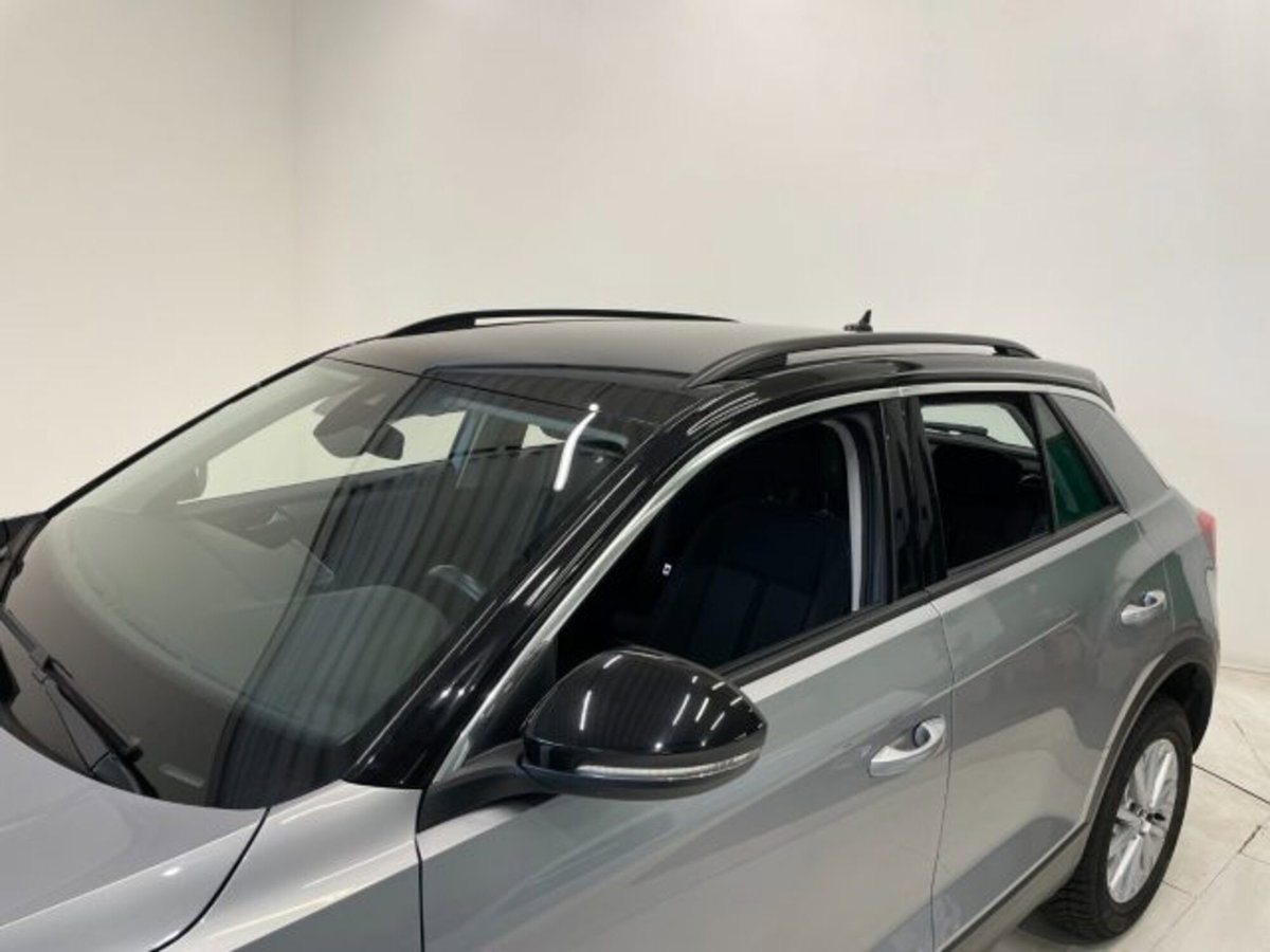 Volkswagen T-Roc 1.5 tsi Life dsg (14)
