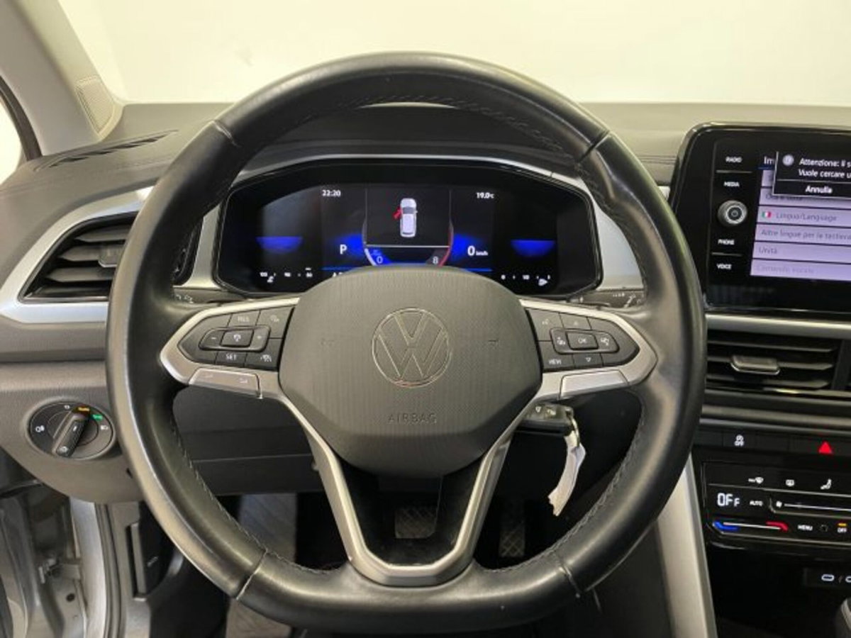 Volkswagen T-Roc 1.5 tsi Life dsg (16)