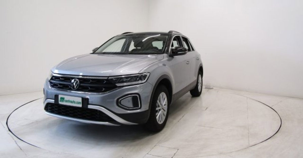 Volkswagen T-Roc 1.5 tsi Life dsg (3)
