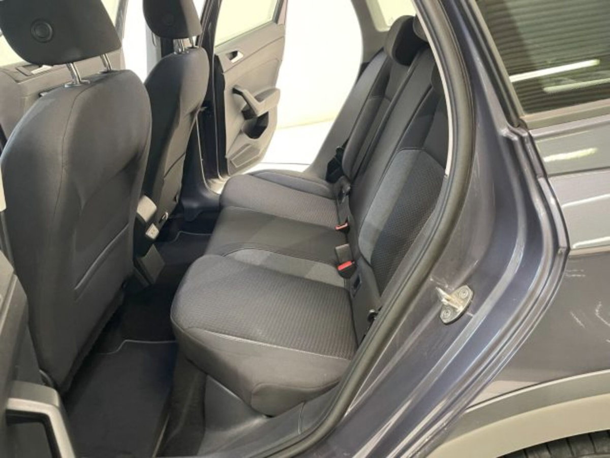 Volkswagen Taigo 1.0 tsi Life 95cv (7)
