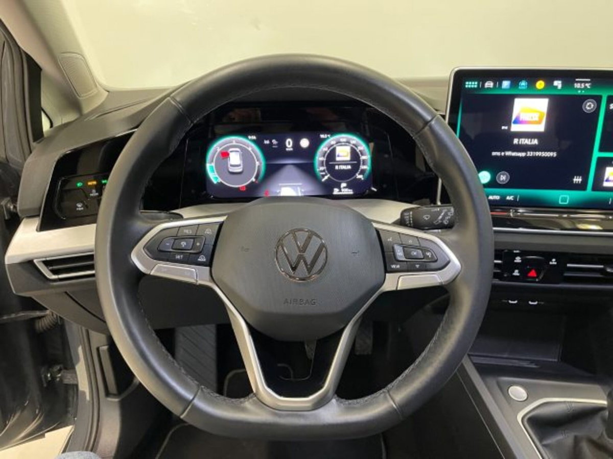 Volkswagen Golf 2.0 tdi Life 115cv (16)