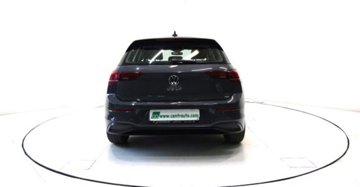 Volkswagen Golf 2.0 tdi Life 115cv (4)