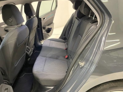 Volkswagen Golf 2.0 tdi Life 115cv (7)