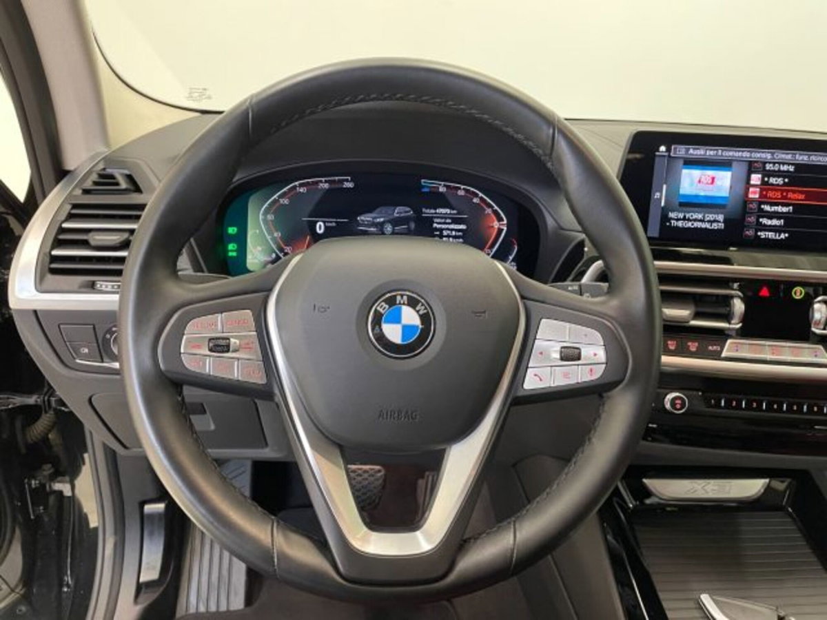 BMW X3 xdrive20d mhev 48V auto (16)