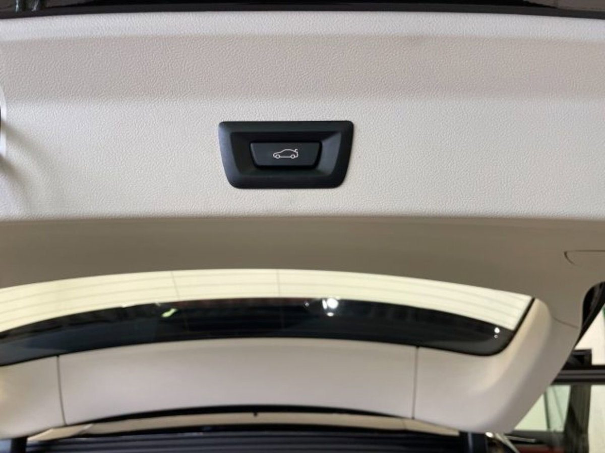 BMW X3 xdrive20d mhev 48V auto (9)