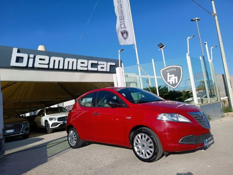 Lancia Ypsilon 1.2 69 CV 5 porte Gold
