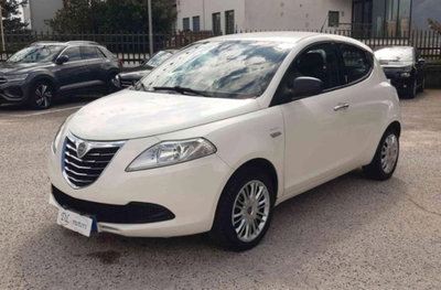 Lancia Ypsilon 1.3 MJT 16V 95 CV 5 porte S&S Silver (13)