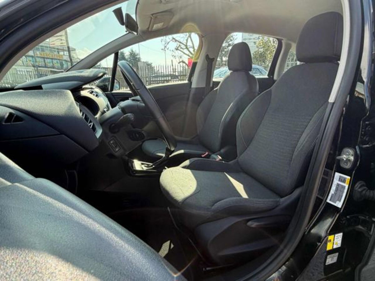 Citroen C3 BlueHDi 75 Exclusive (10)