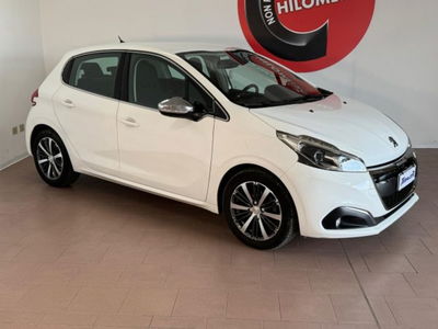 Peugeot 208 75 5 porte Allure usata