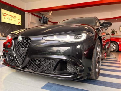 Alfa Romeo Giulia 2.9 T V6 AT8 Quadrifoglio (2)