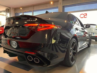 Alfa Romeo Giulia 2.9 T V6 AT8 Quadrifoglio (4)