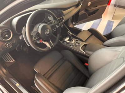 Alfa Romeo Giulia 2.9 T V6 AT8 Quadrifoglio (9)