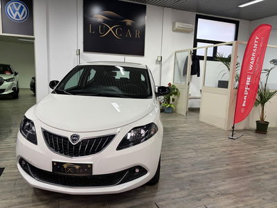 Lancia Ypsilon 1.0 FireFly 5 porte S&S Hybrid Ecochic Gold usata