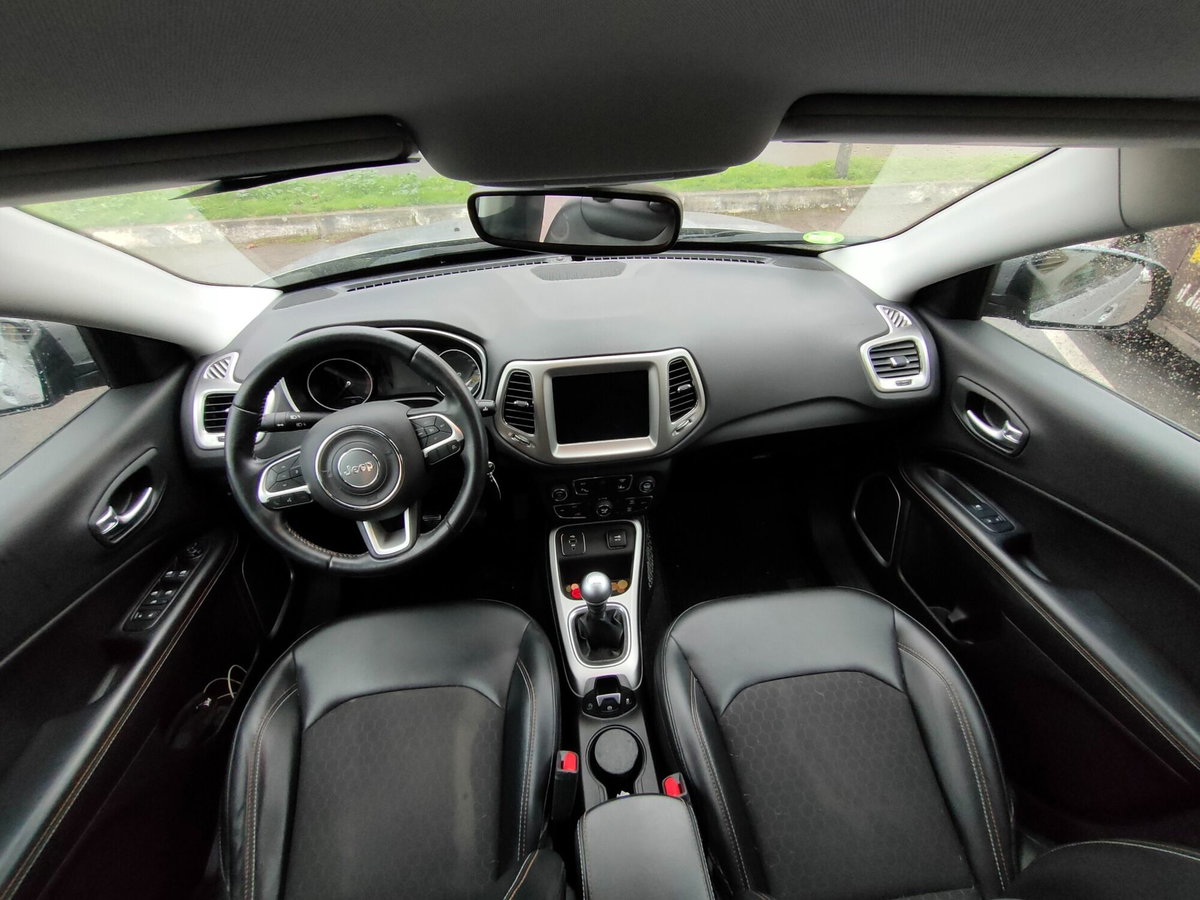Jeep Compass 1.6 Multijet II 2WD Longitude (11)