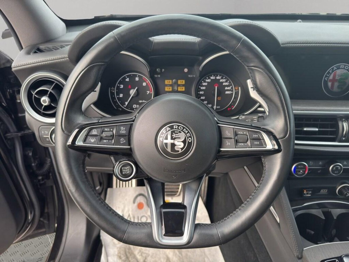 Alfa Romeo Stelvio Stelvio 2.0 Turbo 280 CV AT8 Q4 Ti (10)