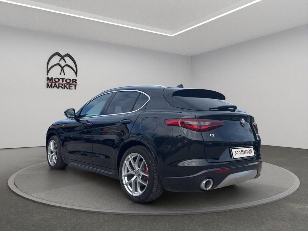 Alfa Romeo Stelvio Stelvio 2.0 Turbo 280 CV AT8 Q4 Ti (8)