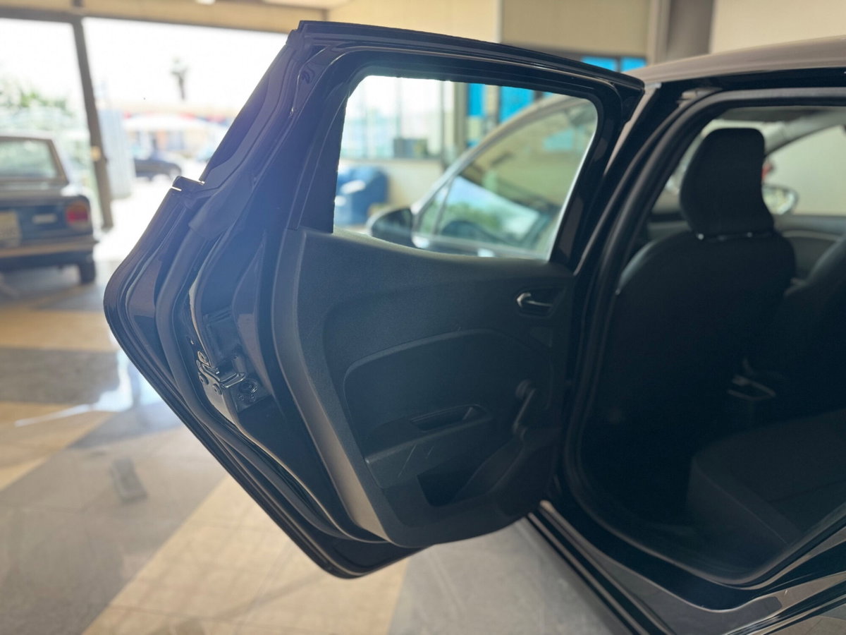 Renault Clio TCe 100 CV GPL 5 porte Intens (8)