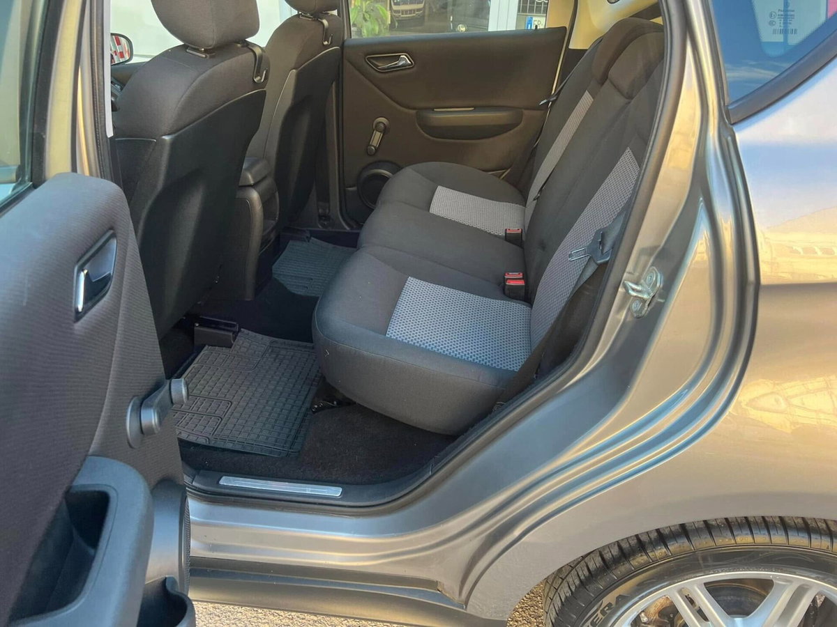 Mercedes-Benz Classe A 180 CDI Classic (10)