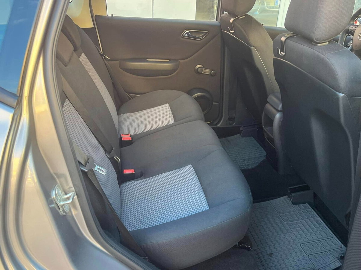 Mercedes-Benz Classe A 180 CDI Classic (12)