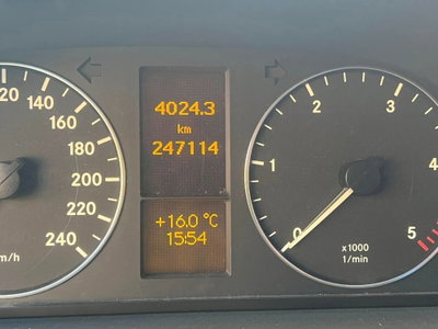 Mercedes-Benz Classe A 180 CDI Classic (17)