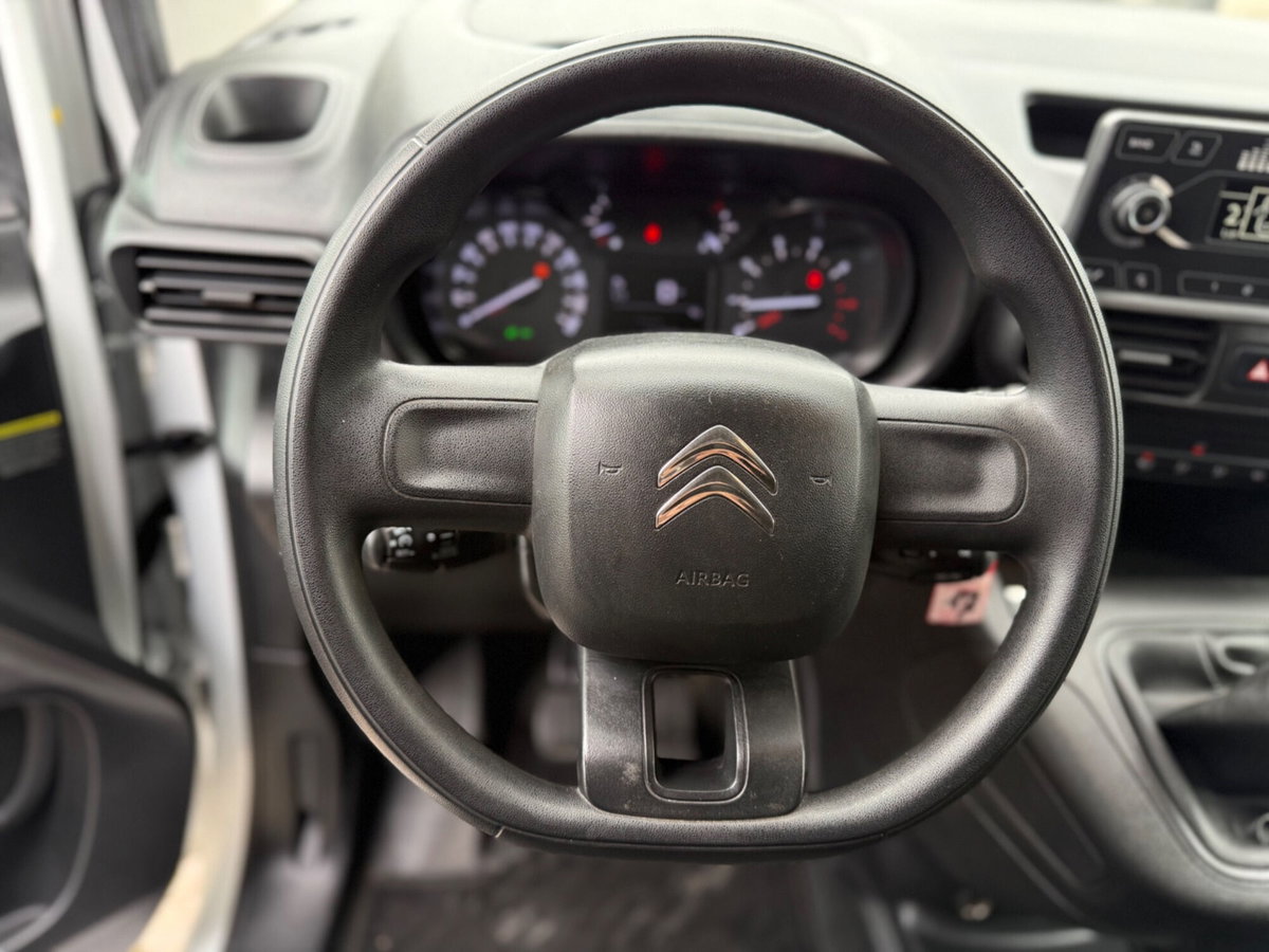 Citroen Berlingo Furgone BlueHDi 100 Van M Club (10)