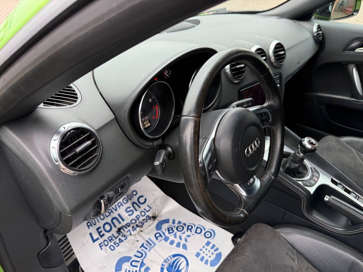 Audi TT Cabrio 2.0 TFSI quattro S tronic S line (11)