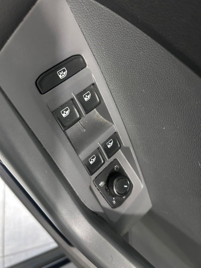 Volkswagen T-Cross 1.0 TSI 110 CV DSG Style (11)