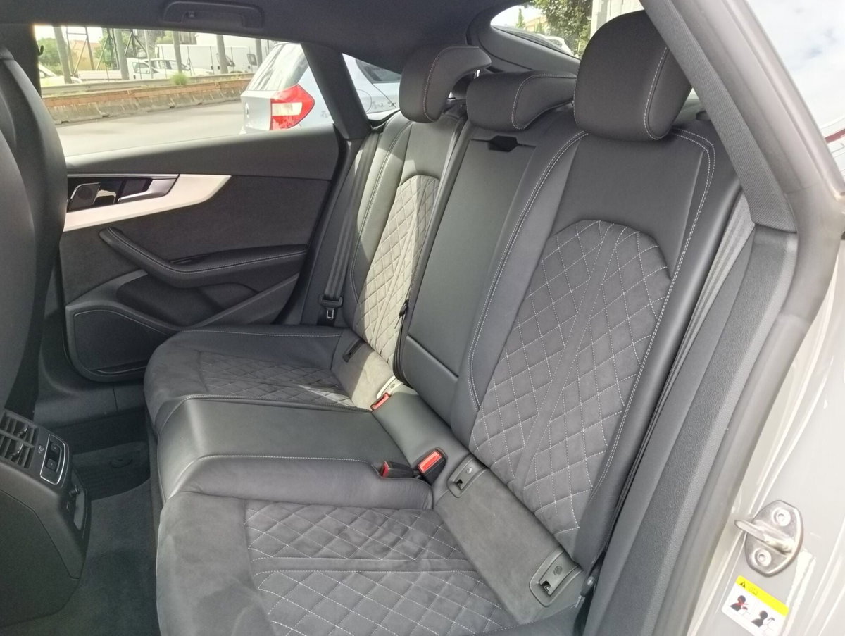 Audi A5 Sportback Sportback 40 2.0 tdi mhev S line edition quattro 204cv s-tronic (16)