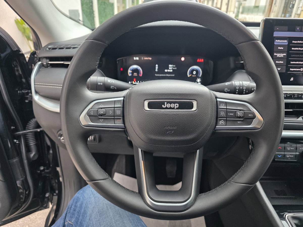 Jeep Compass 1.6 Multijet II 2WD Limited (16)