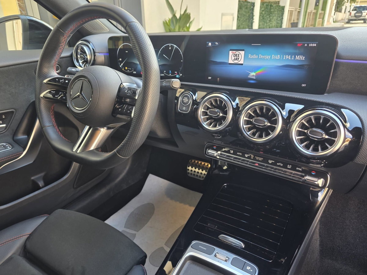 Mercedes-Benz Classe A 180 d Automatic Premium (16)