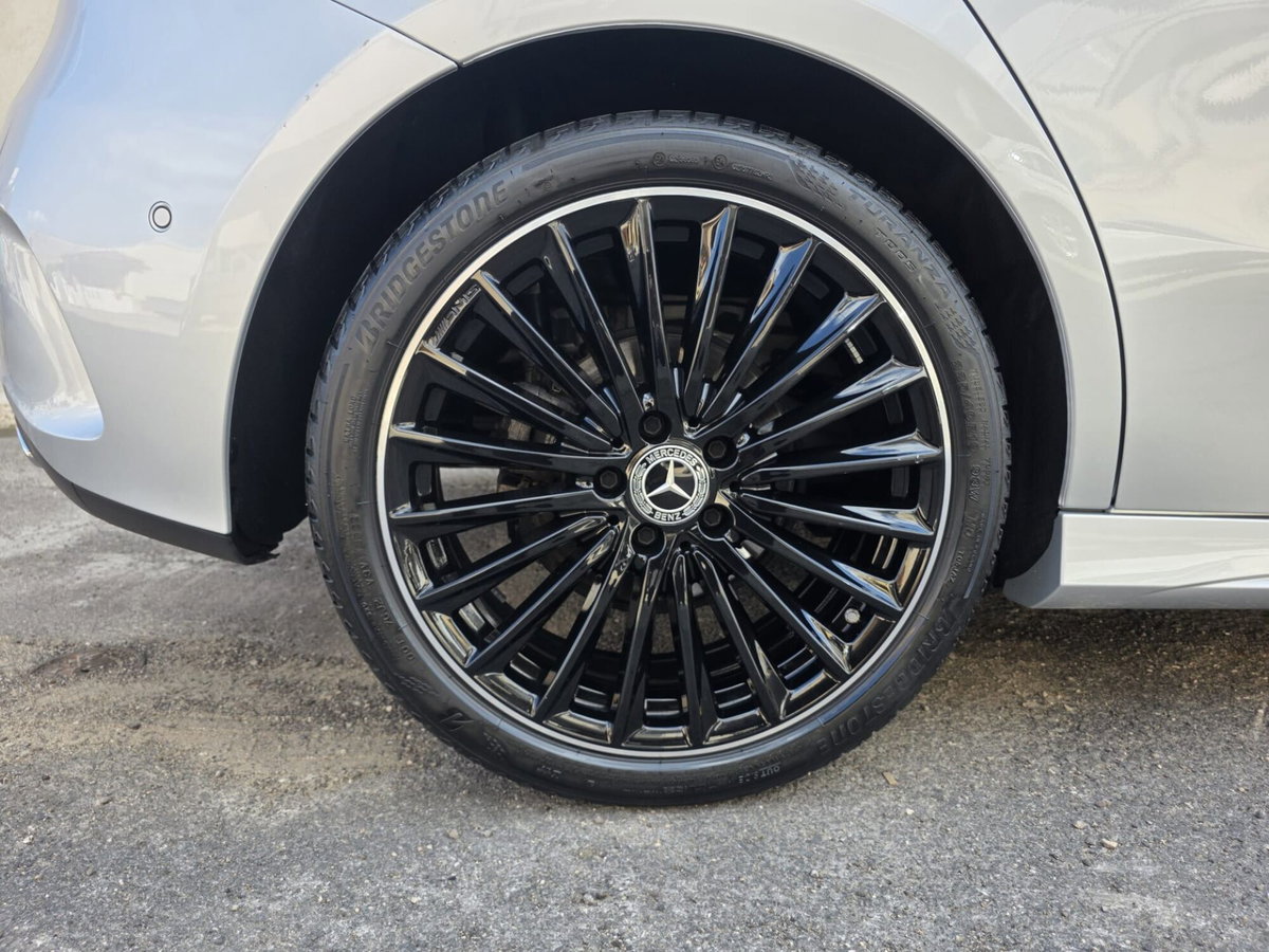 Mercedes-Benz Classe A 180 d Automatic Premium (8)