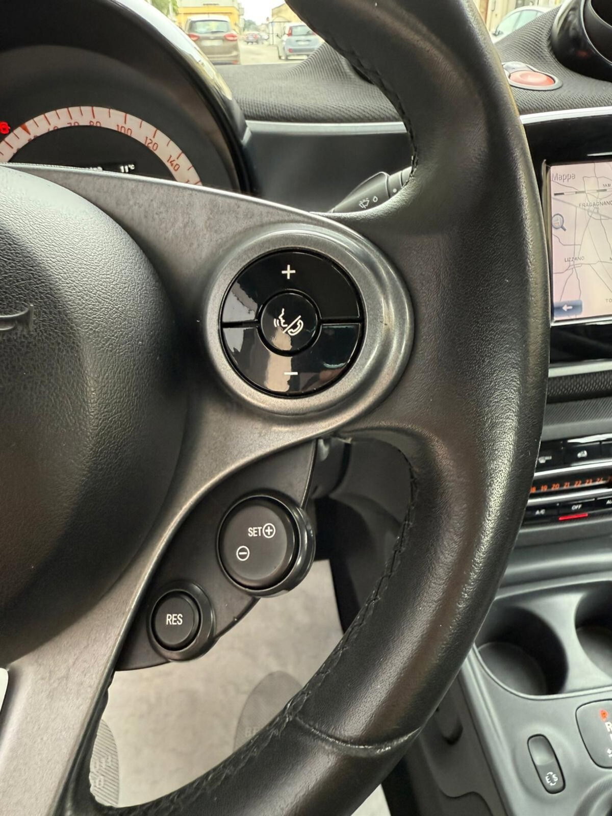 smart Fortwo Cabrio 70 1.0 twinamic cabrio Passion (17)
