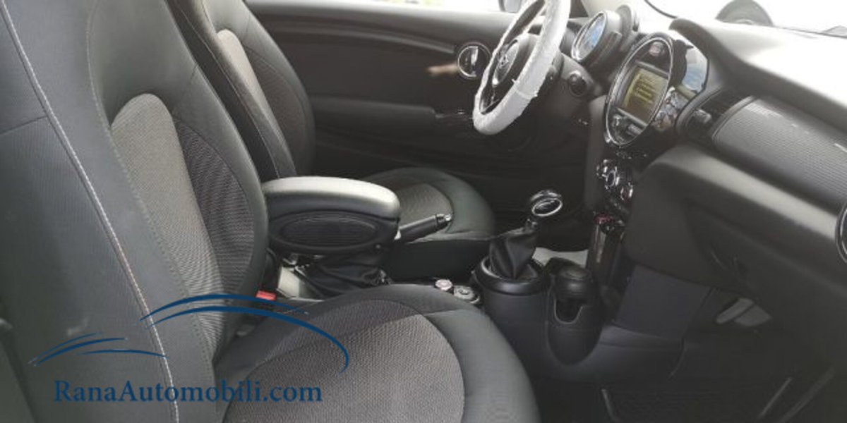 MINI Mini 2.0 16V Cooper D Automatica (9)
