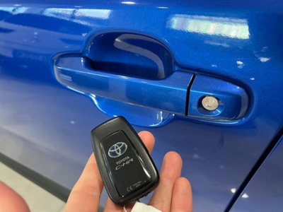 Toyota Toyota C-HR 1.8 Hybrid E-CVT Style (7)