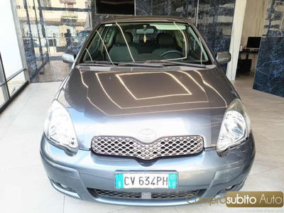 Toyota Yaris 16V cat 3 porte Blue usata