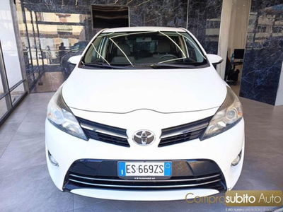 Toyota Verso 2.0 D Active 7 posti usata
