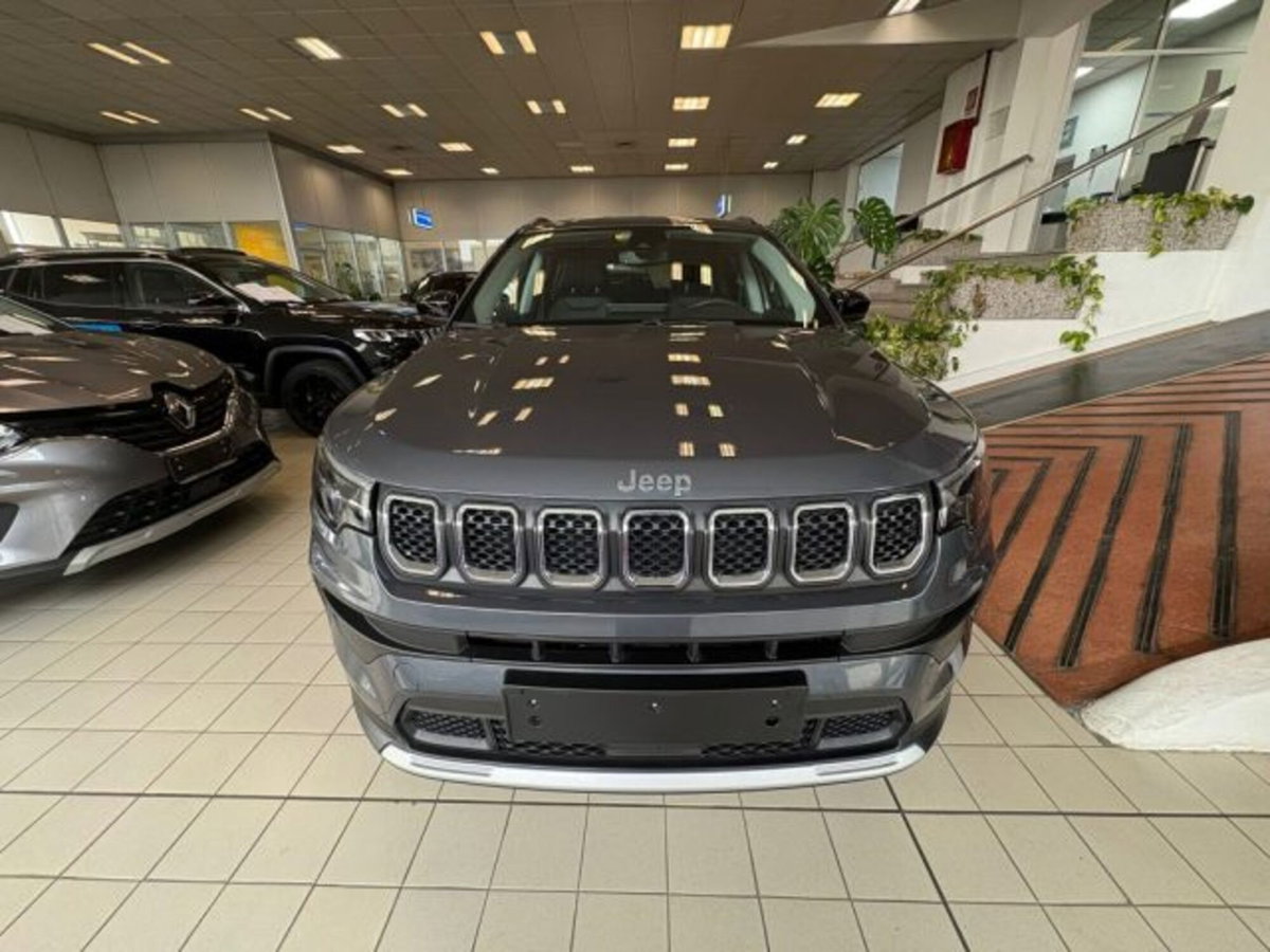 Jeep Compass 1.3 T4 190CV PHEV AT6 4xe Limited (3)