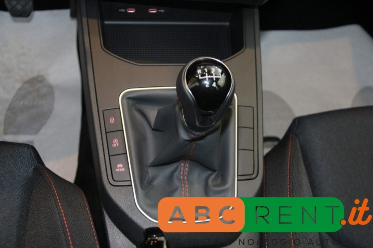 SEAT Ibiza 1.0 ecotsi FR 95cv (14)