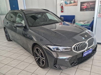 BMW Serie 3 Touring 330d 48V xDrive  Msport usata