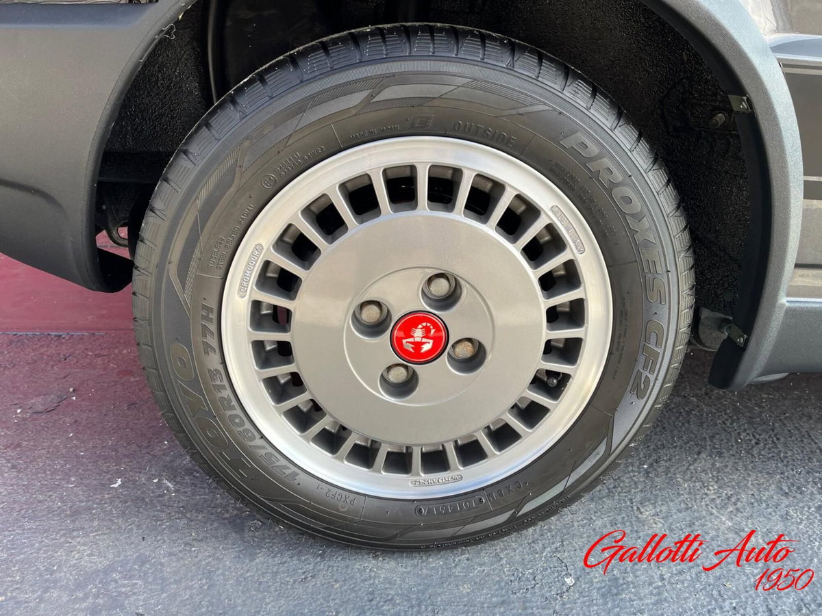 Fiat Uno turbo i.e. 3 porte Antiskid (19)