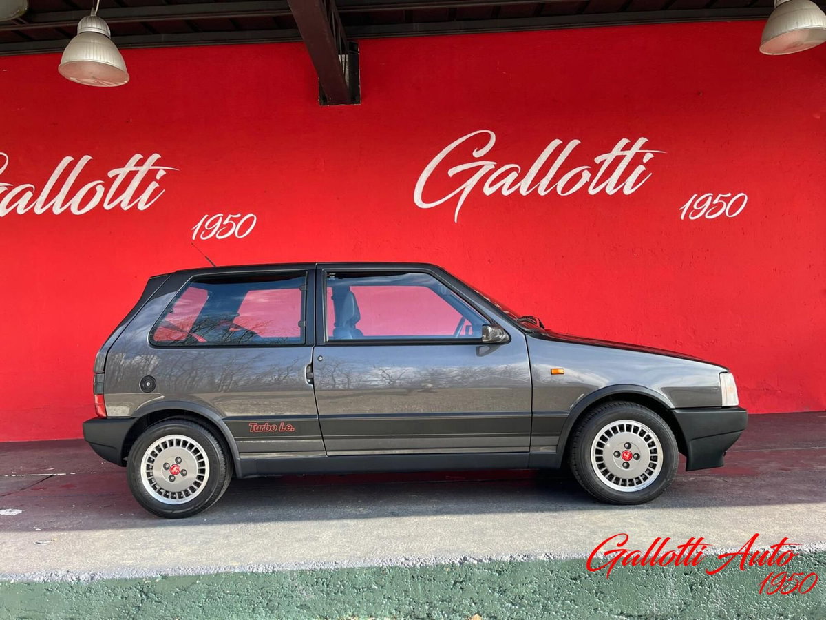 Fiat Uno turbo i.e. 3 porte Antiskid (4)