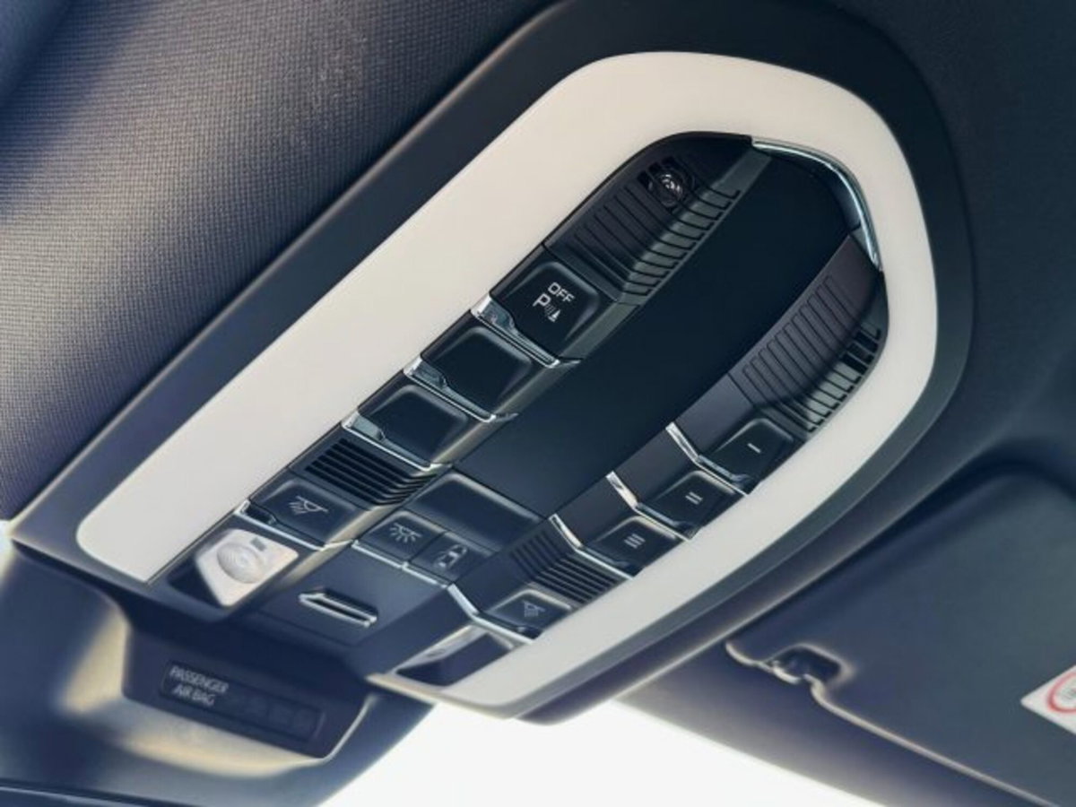 Porsche Macan S (16)