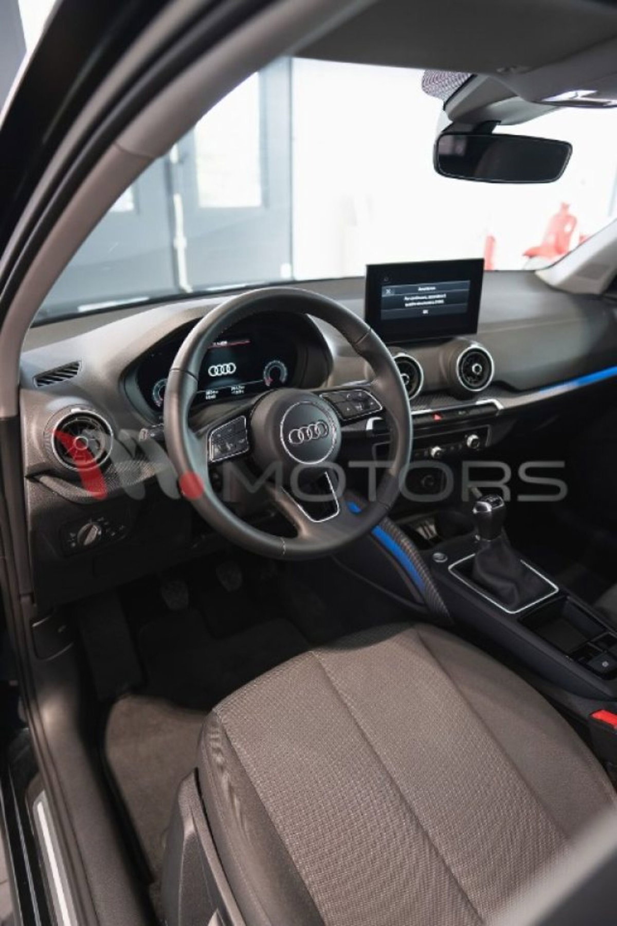 Audi Q2 30 2.0 tdi Identity Black (15)