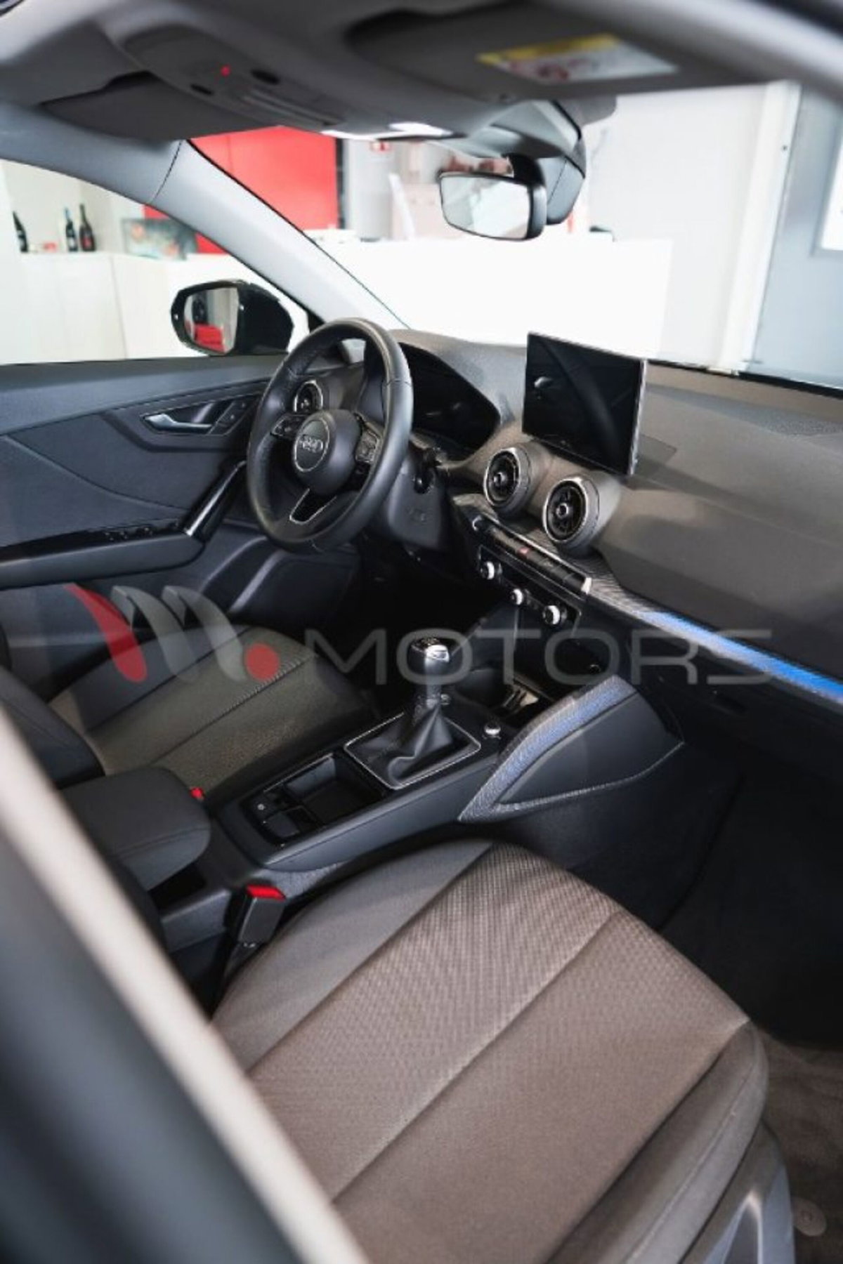 Audi Q2 30 2.0 tdi Identity Black (18)