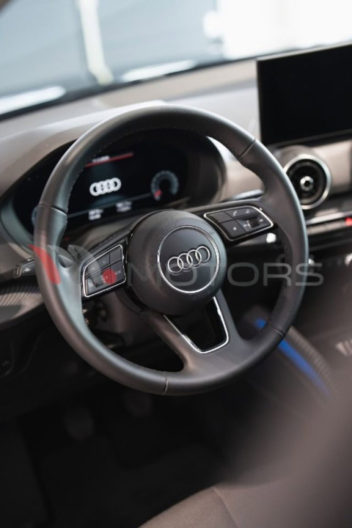 Audi Q2 30 2.0 tdi Identity Black (20)