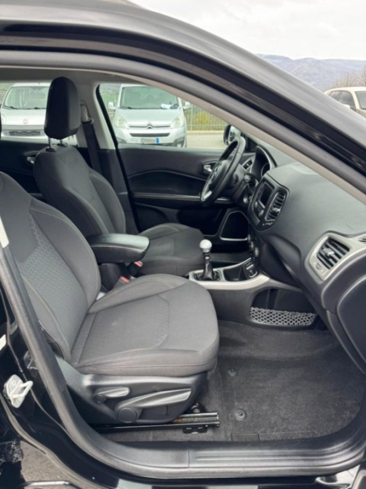 Jeep Compass 1.6 Multijet II 2WD Longitude (14)