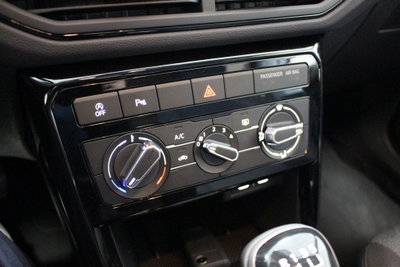 Volkswagen T-Cross 1.0 tsi Edition 115cv (13)