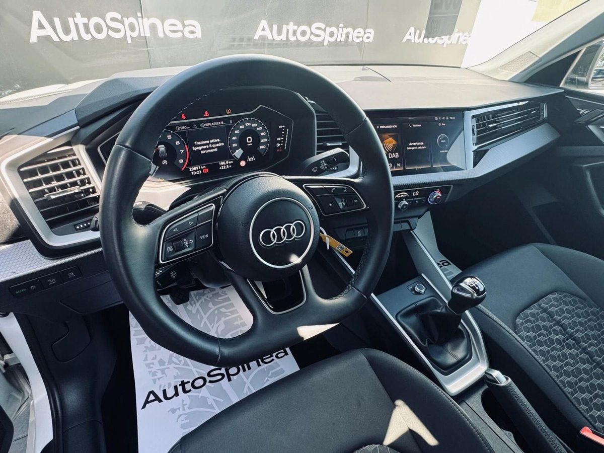 Audi A1 Sportback 30 TFSI Identity Black (7)